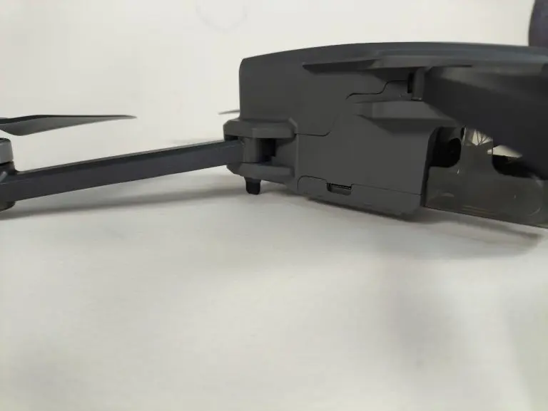 کوادکوپتر FIREFLY از شرکت XMRC نسخه اورجینال