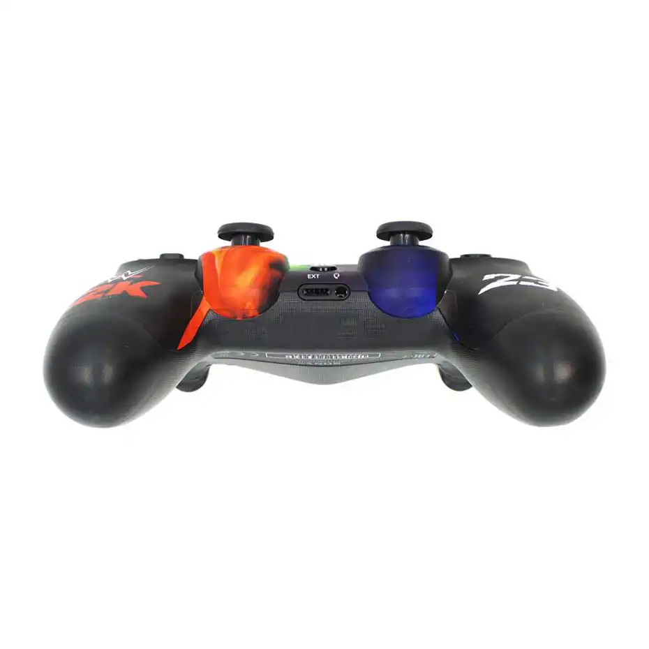 خرید دسته بازی PS4 مدل DualShock 4 High Copy John Cena مشکی؛ کنترلر بیسیم سازگار با PS4 Fat، Slim و Pro، دارای باتری داخلی 1000mAh، جویاستیک و 18 دکمه.
